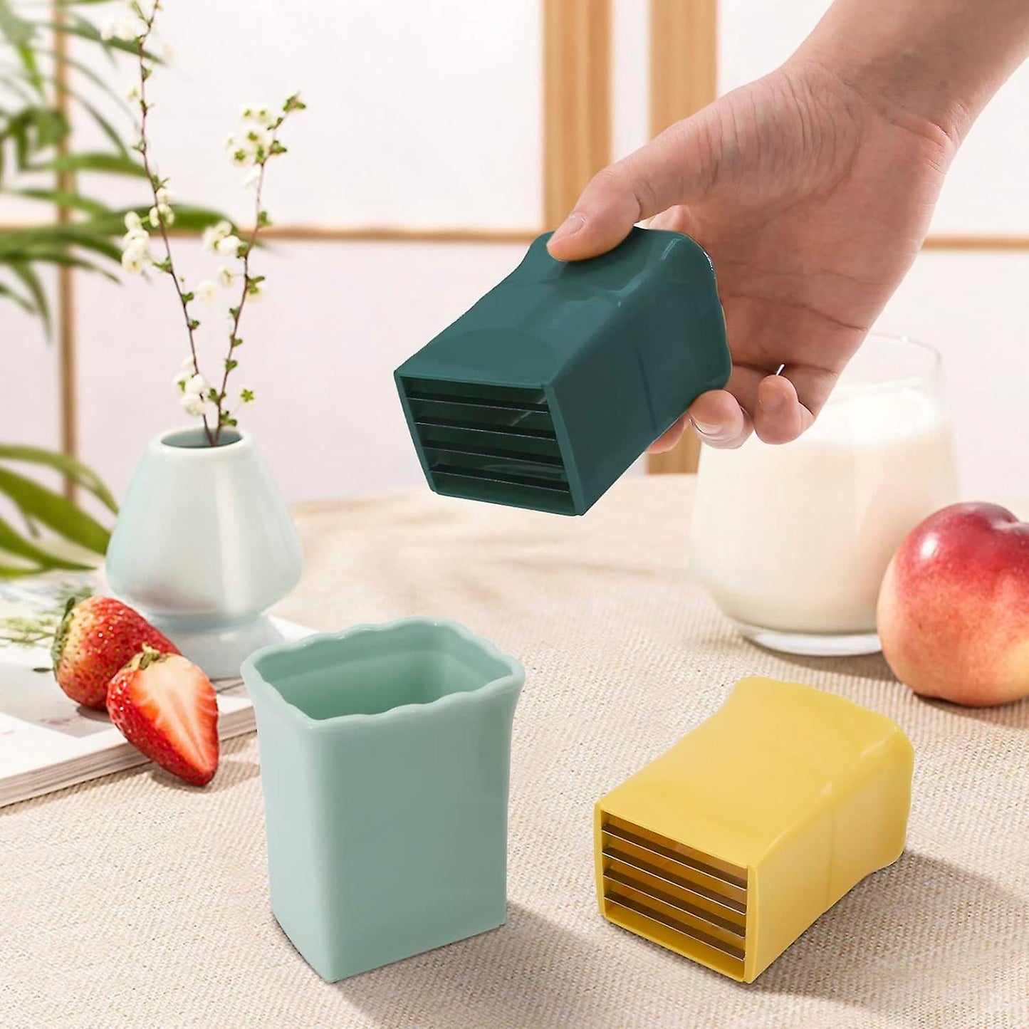 (Y)3-Piece Cup Slicer, Egg and Fruit Cup Slicer, Strawberry Slicer, Banana Cup Chopper, Quick Make Fruit and Vegetable Salad Creative Kitchen Gadgets