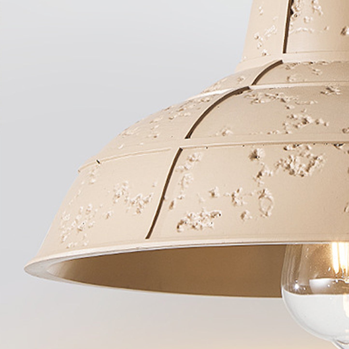 (N) ARTURESTHOME Japanese Modern Creative Straw Hat Shape Interior Decorative Chandelier