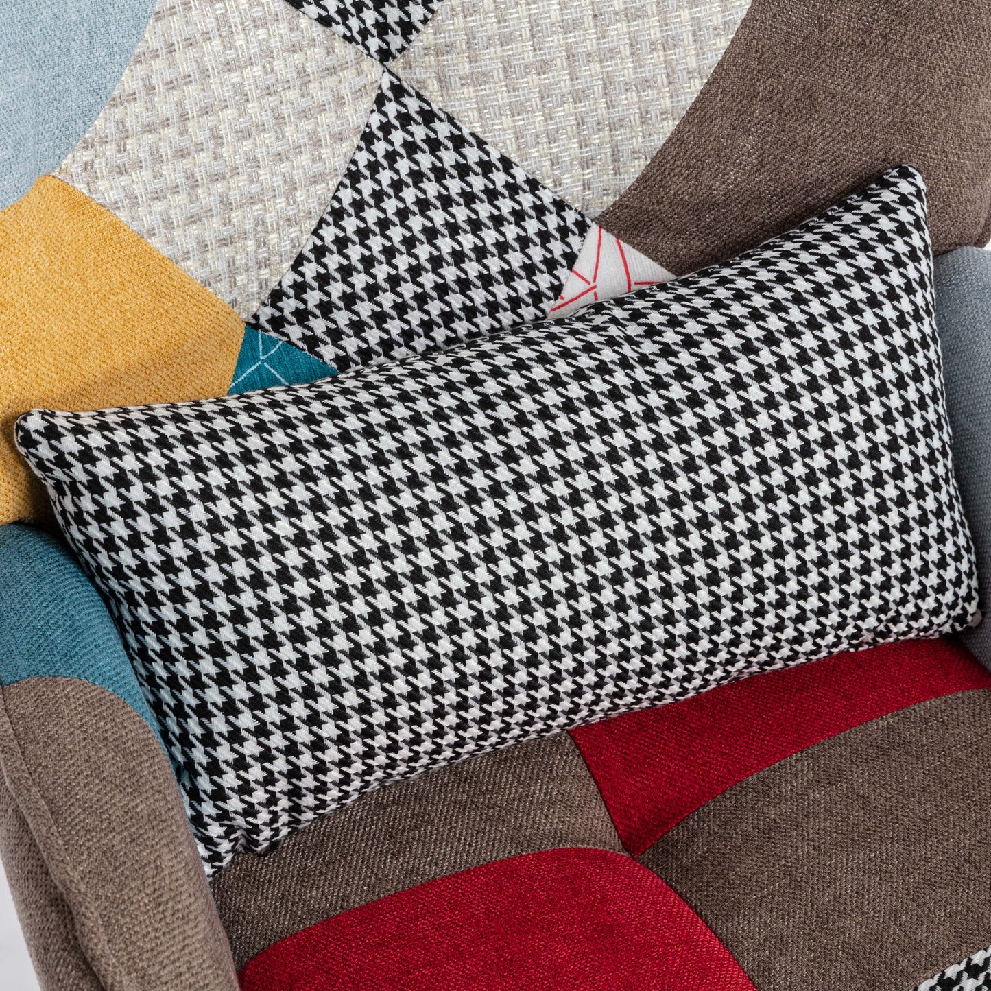 Color-Matched Living Room Leisure Chair with Footrest and Cushion