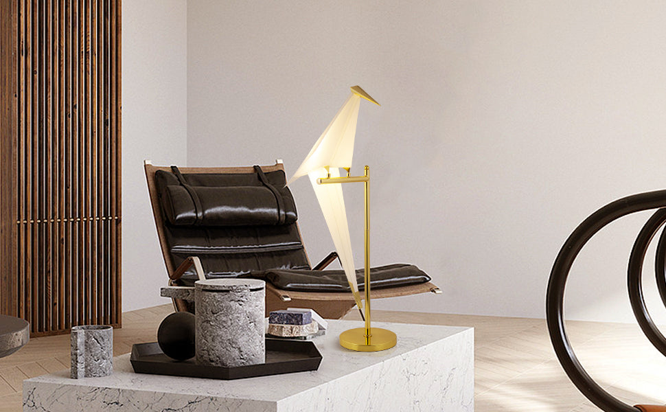 (Q)Nordic Creative Paper Crane LED Desk Lamp,Modern Art Origami Bird LED Floor Lamp,Suitable for Living Rooms,Bedrooms,and Offices