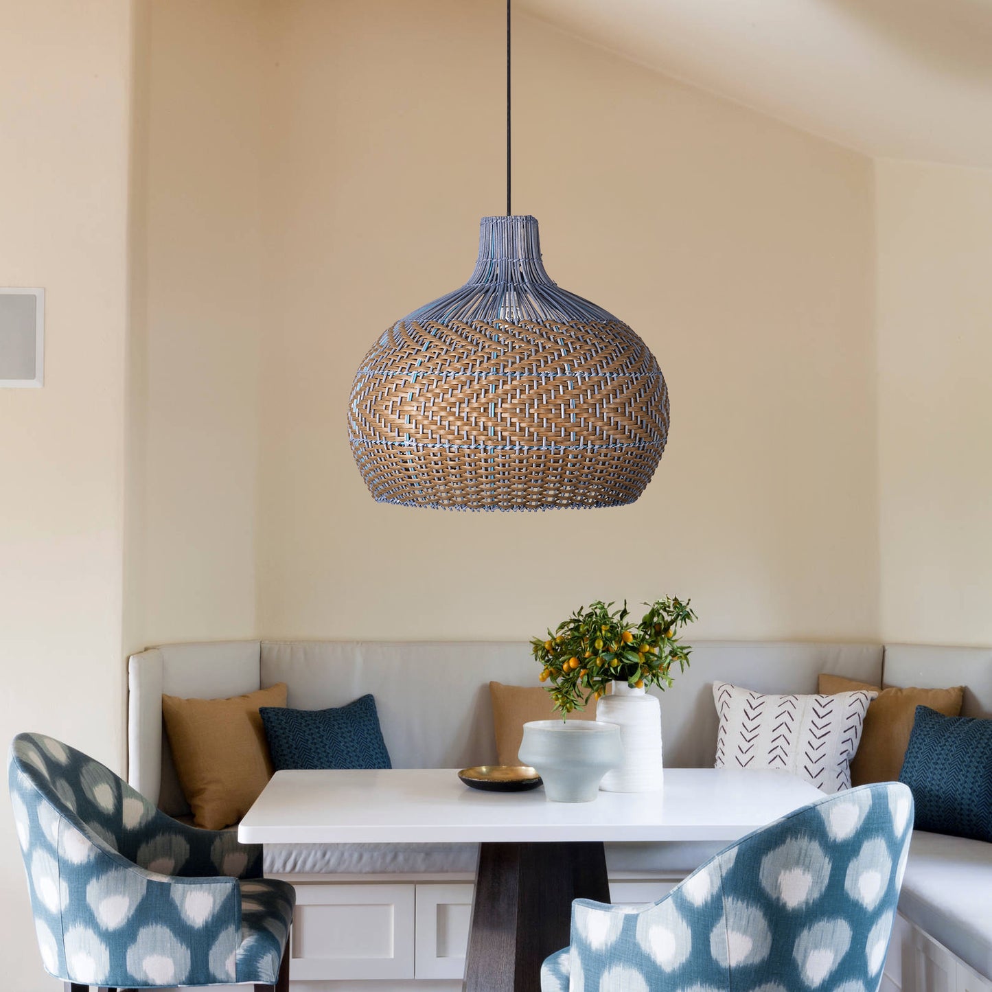 (X)Handcrafted Rattan Cylinder Pendant Light - Decorative Lighting for Living Room and Study