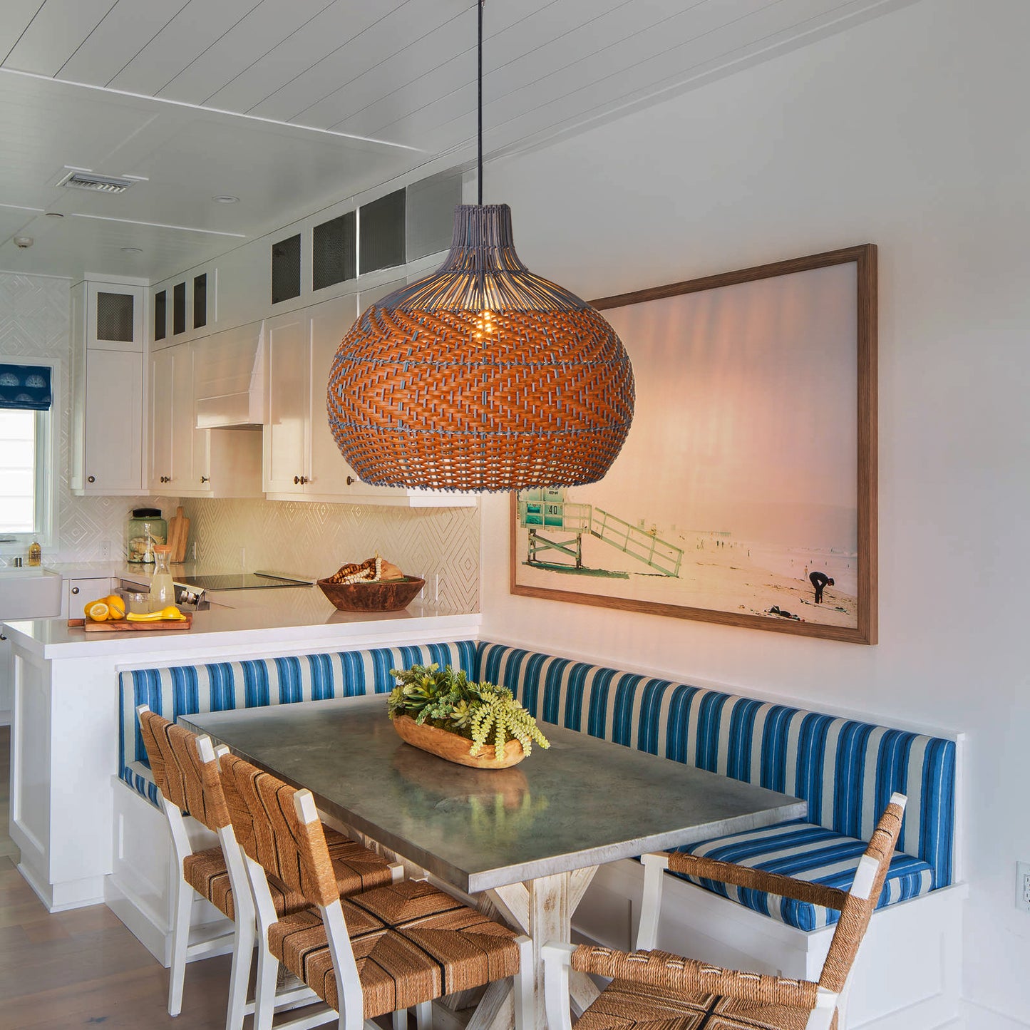 (X)Handcrafted Rattan Cylinder Pendant Light - Decorative Lighting for Living Room and Study