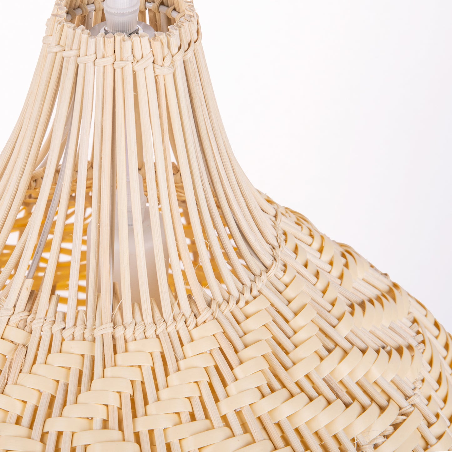 (Q)Bohemian Handmade Rattan and Bamboo Pendant Light, Retro Style Garden Pendant Light, Suitable for Dining Rooms, Living Rooms, and Farmhouses.