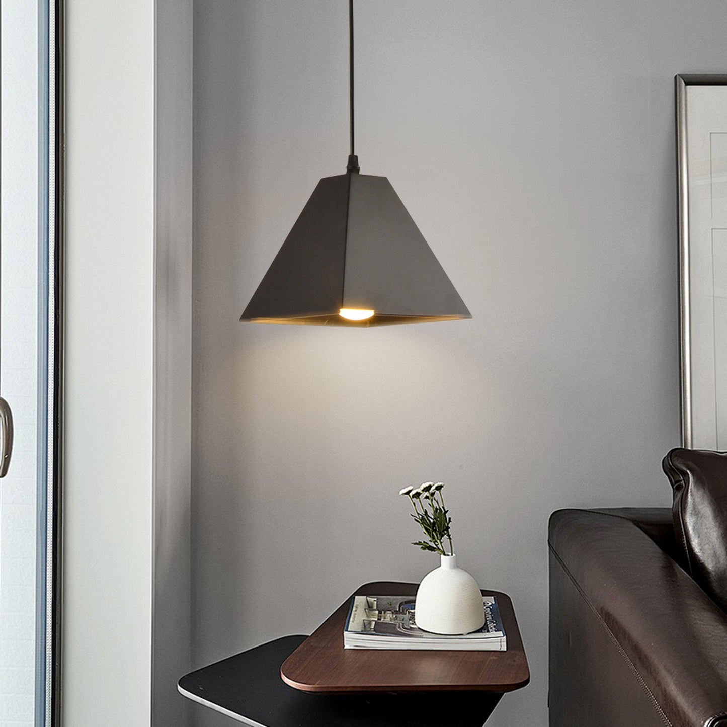 (N) ARTURESTHOME Modern Minimalist Art Deco Triangle Indoor Chandelier