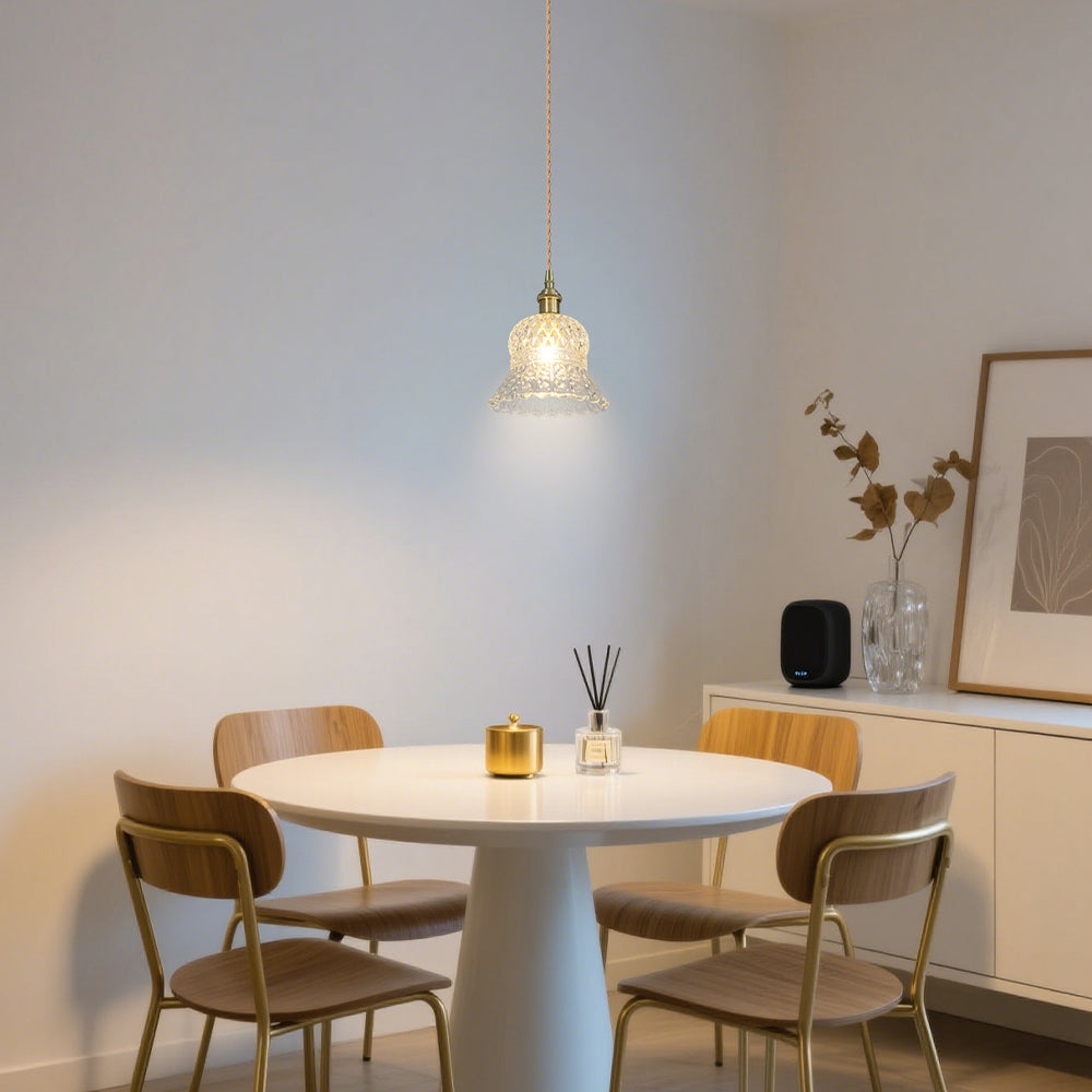 (Q) 6.3-Inch Glass Pendant Light, Retro Elegant Style Bell Shaped Lampshade Glass Pendant Light, Suitable for Living Room, Dining Room, Bedroom