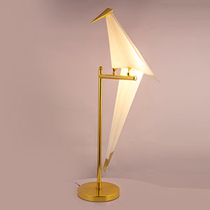 (Q)Nordic Creative Paper Crane LED Desk Lamp,Modern Art Origami Bird LED Floor Lamp,Suitable for Living Rooms,Bedrooms,and Offices