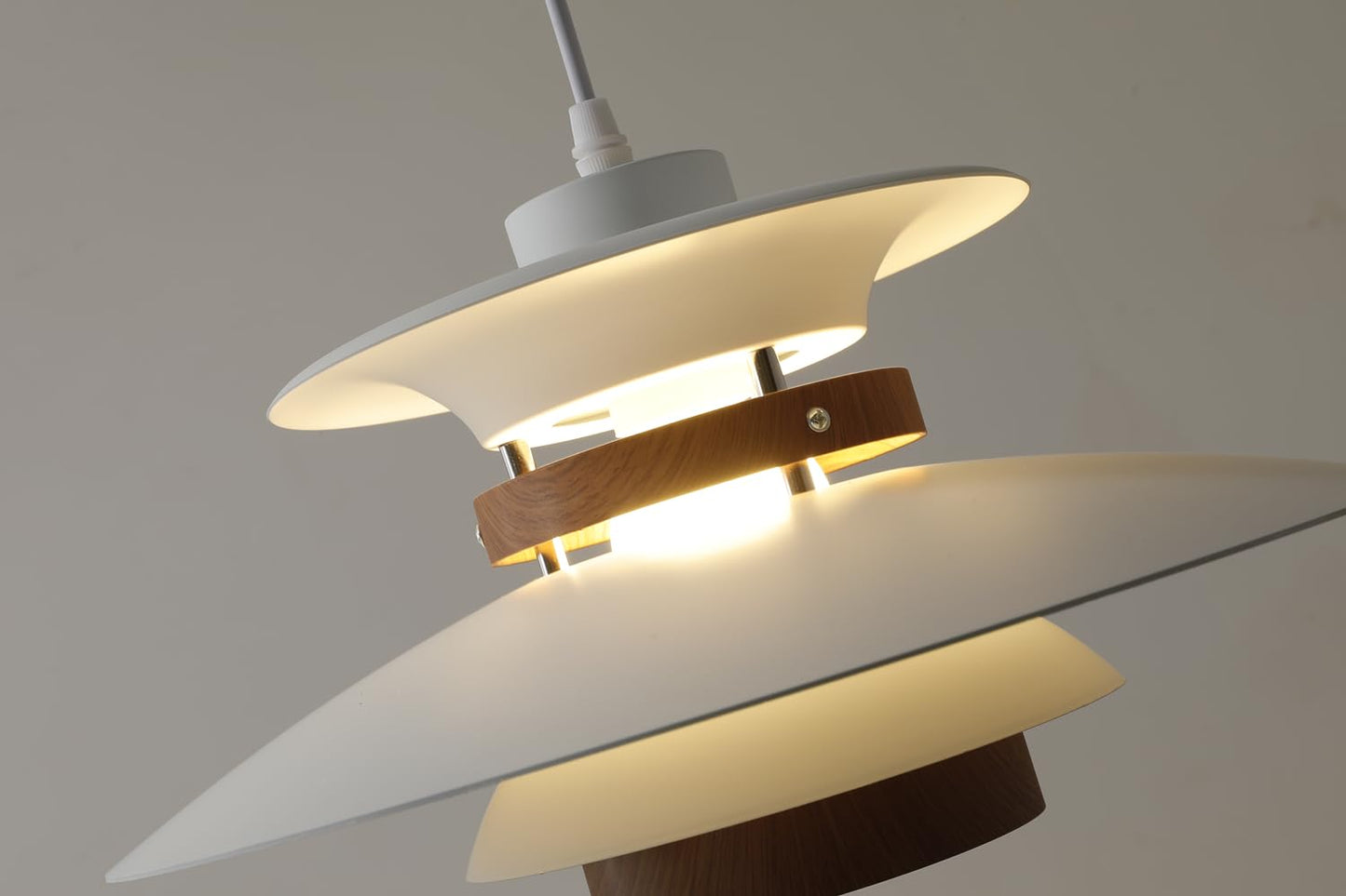 (Y)Modern decorative adjustable pendant light kitchen island, aluminium and wood finish, 1 light E26 base pendant light for restaurant shop dining room (white + light wood grain, 40 cm)