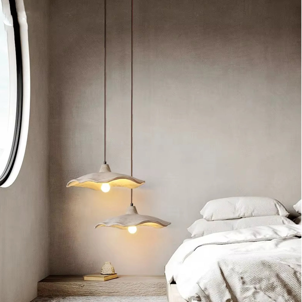 (Z)Adjustable Wabi-Sabi Style Pendant Light with Black Cord, E27 Socket - Ideal for Multiple Living Space