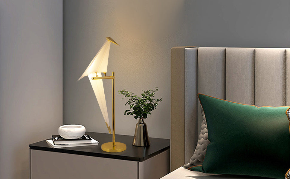 (Q)Nordic Creative Paper Crane LED Desk Lamp,Modern Art Origami Bird LED Floor Lamp,Suitable for Living Rooms,Bedrooms,and Offices