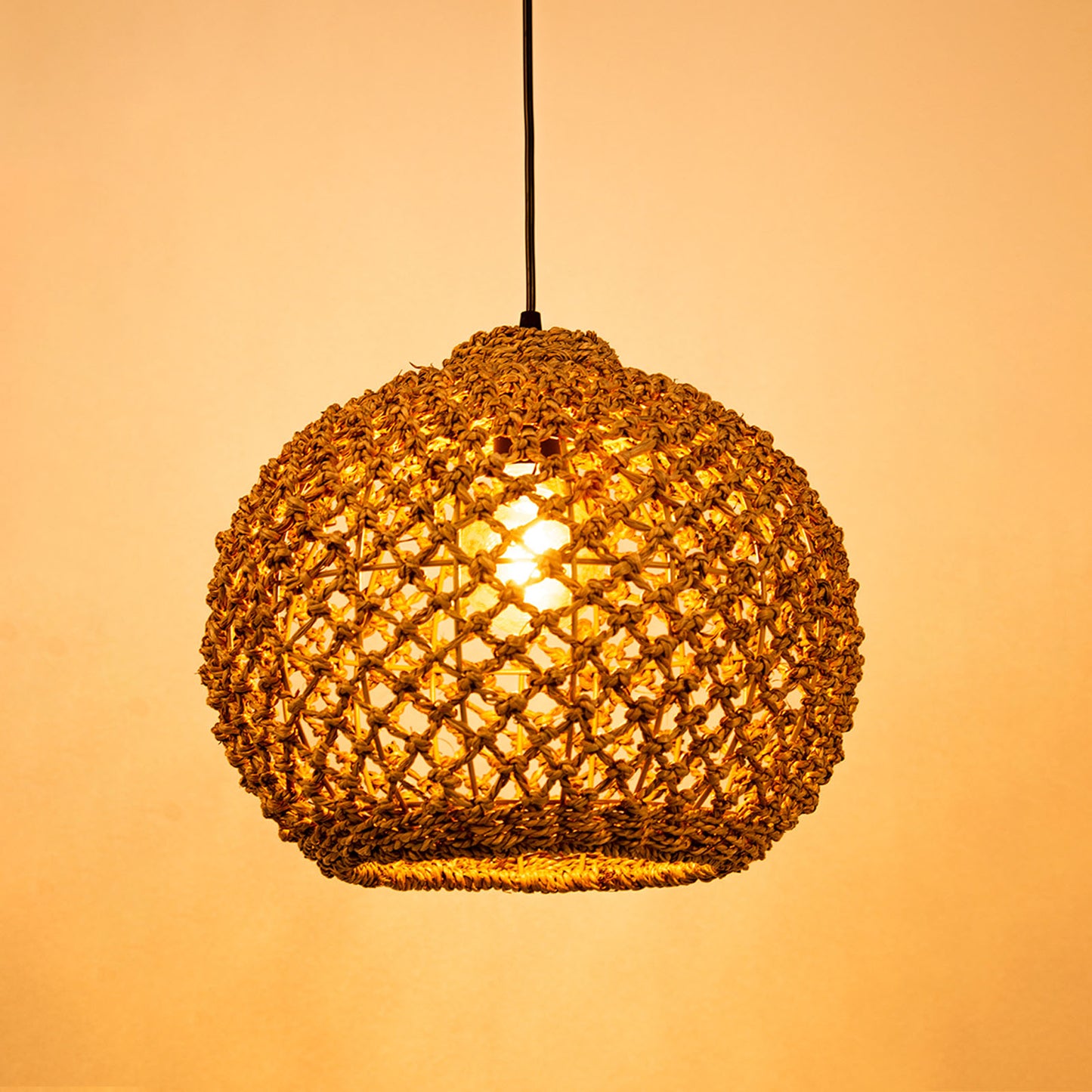 Ceiling Hanging Fixture Natural Seagrass Pendant Lighting Rattan Single Light Weaving Lampshade for Restaurant Bar