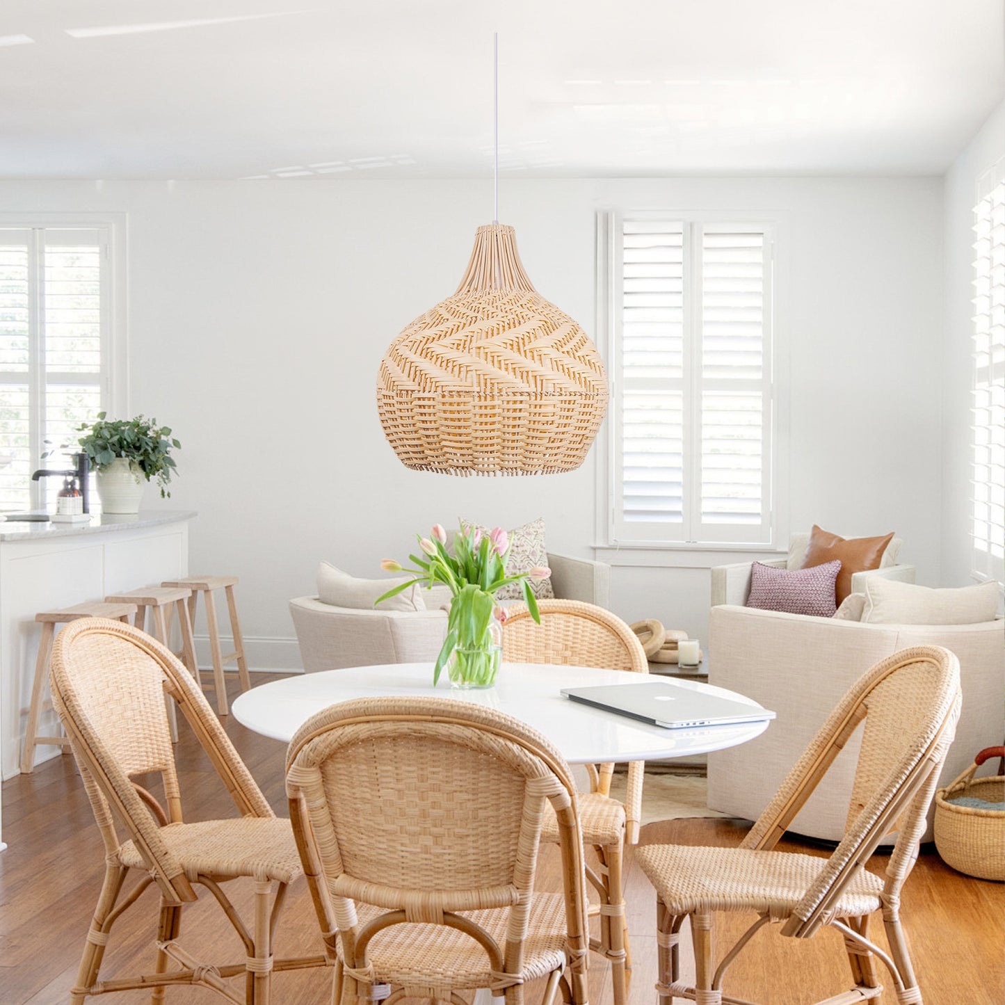 (Q)Bohemian Handmade Rattan and Bamboo Pendant Light, Retro Style Garden Pendant Light, Suitable for Dining Rooms, Living Rooms, and Farmhouses.
