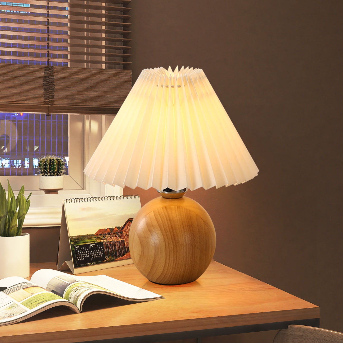 Japanese Minimalist Creative Fabric Table Lamp Desktop Lights